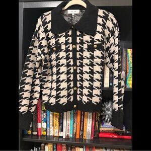 John + Jenn Black and Cream Houndstooth Cardigan